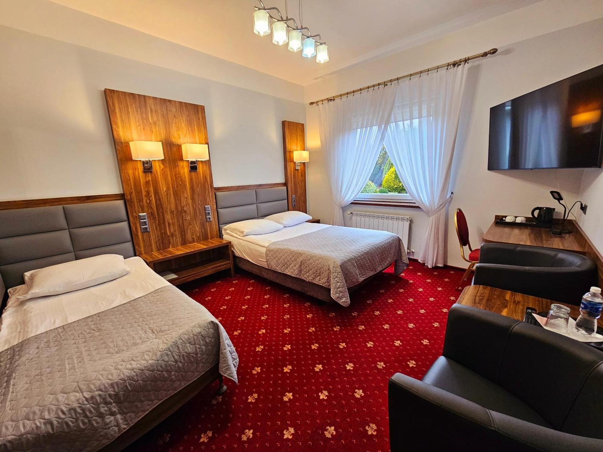 Hotel Hawana บิดกอชซ์ ภายนอก รูปภาพ