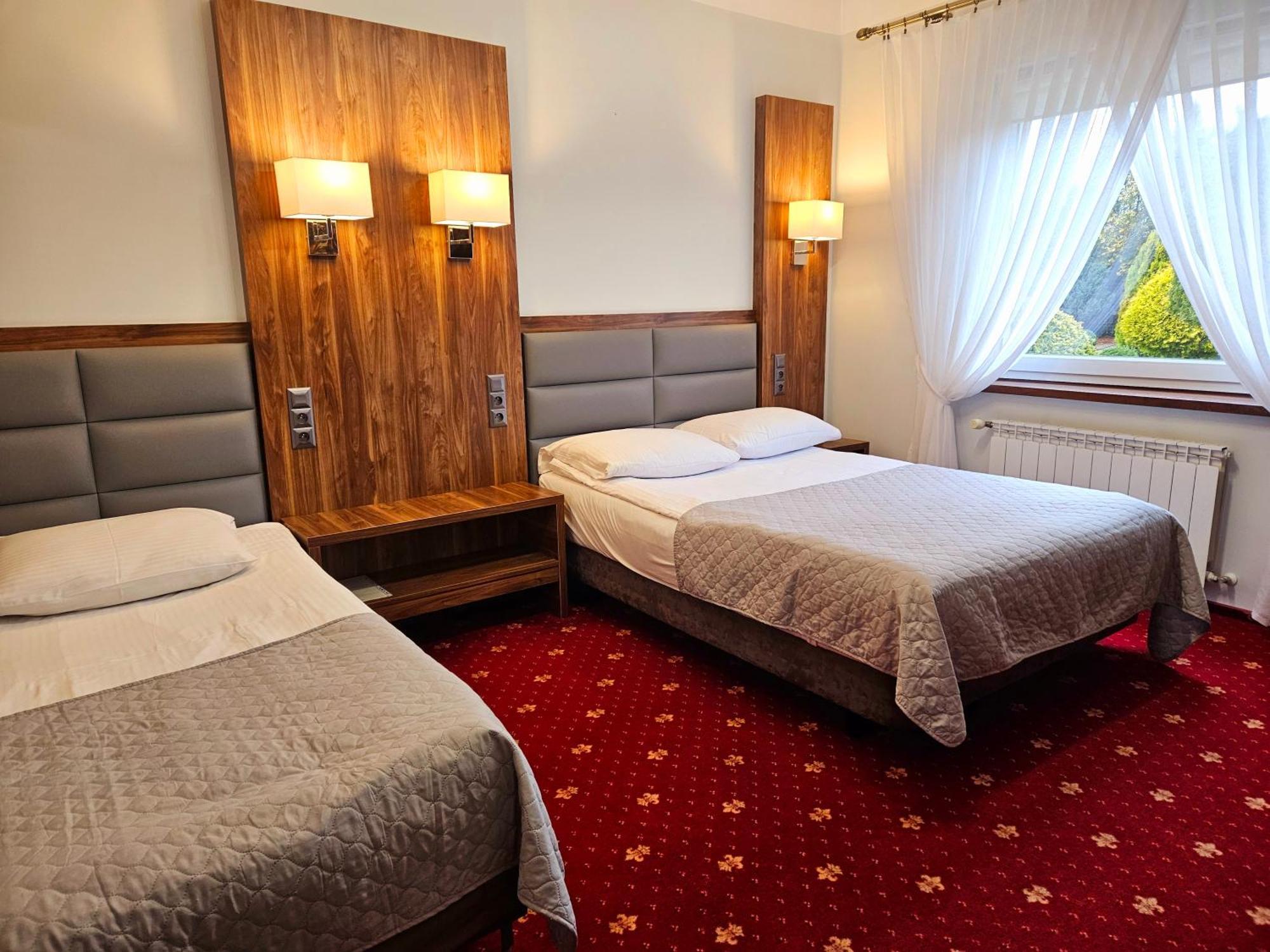 Hotel Hawana บิดกอชซ์ ภายนอก รูปภาพ