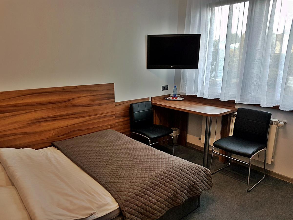 Hotel Hawana บิดกอชซ์ ภายนอก รูปภาพ